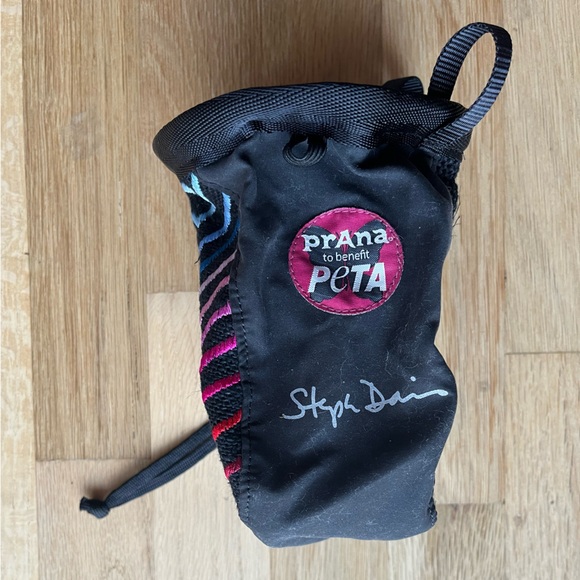 Embroidered Prana Chalk Bag - Picture 4 of 4